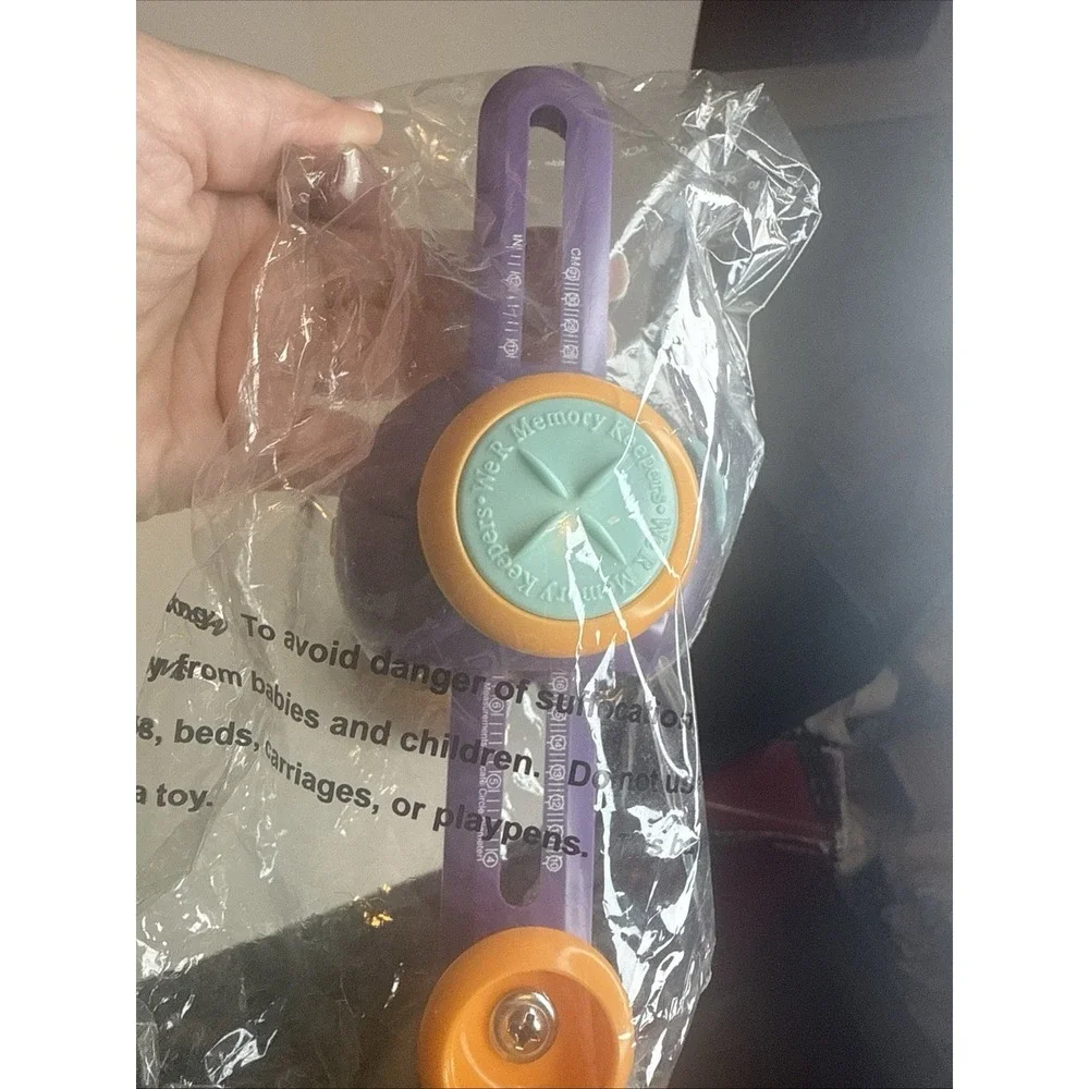 We R Memory Keepers Magnetic Circle Cutter Crafters Ultimate‎ Cutting Tools